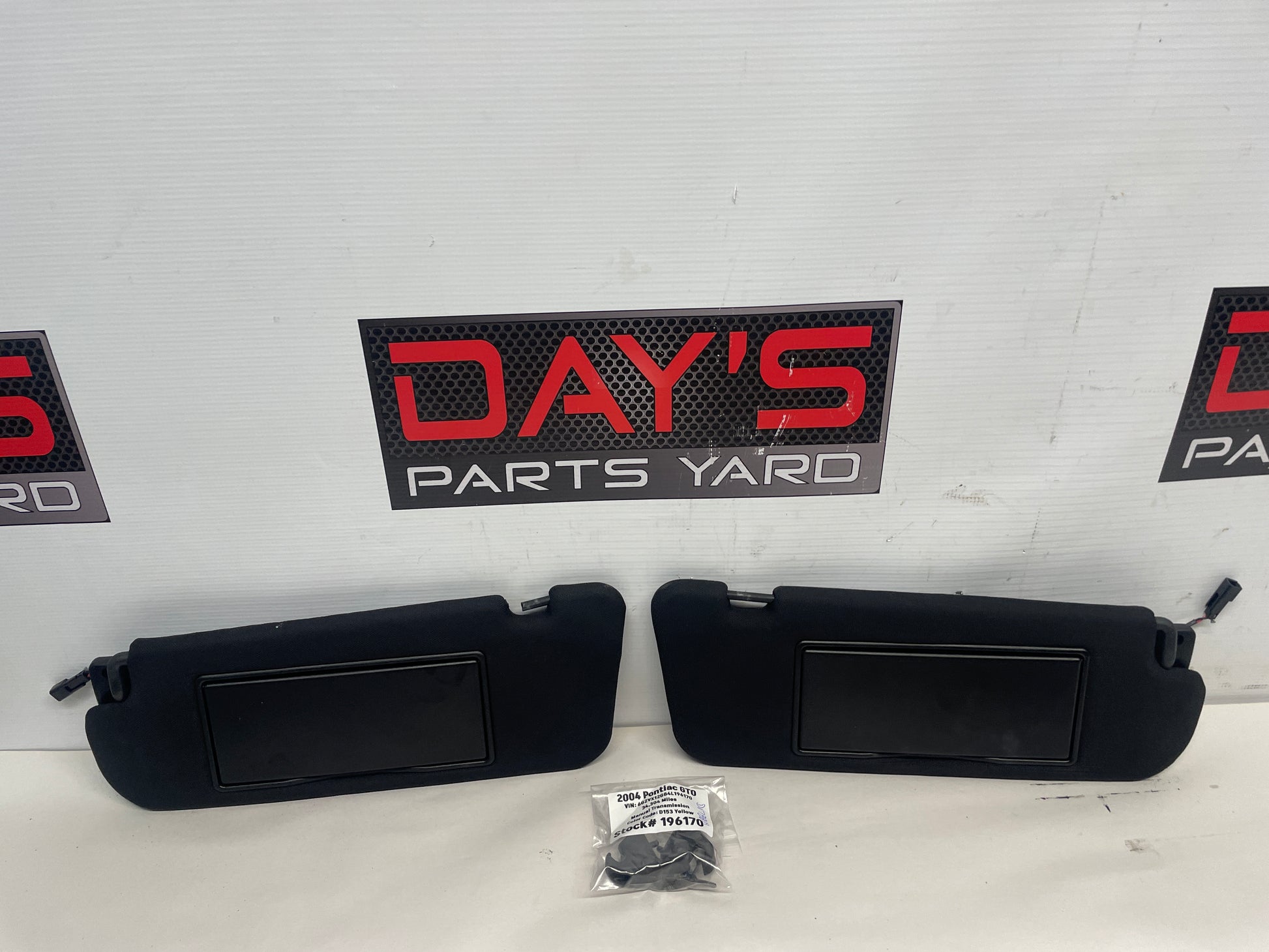 2004 Pontiac GTO RH & LH Sun Visors Sunvisors w/ Clips OEM - Day's Parts Yard