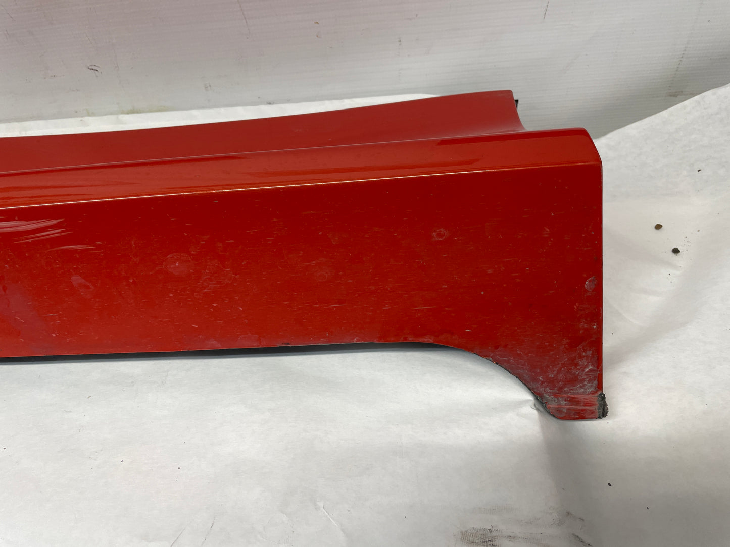 2010 Chevy Camaro SS LH Driver GFX Rocker Molding Side Skirt Panel OEM - Day's Parts Yard