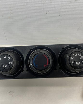 2004 Pontiac GTO HVAC Climate Controls Switches OEM