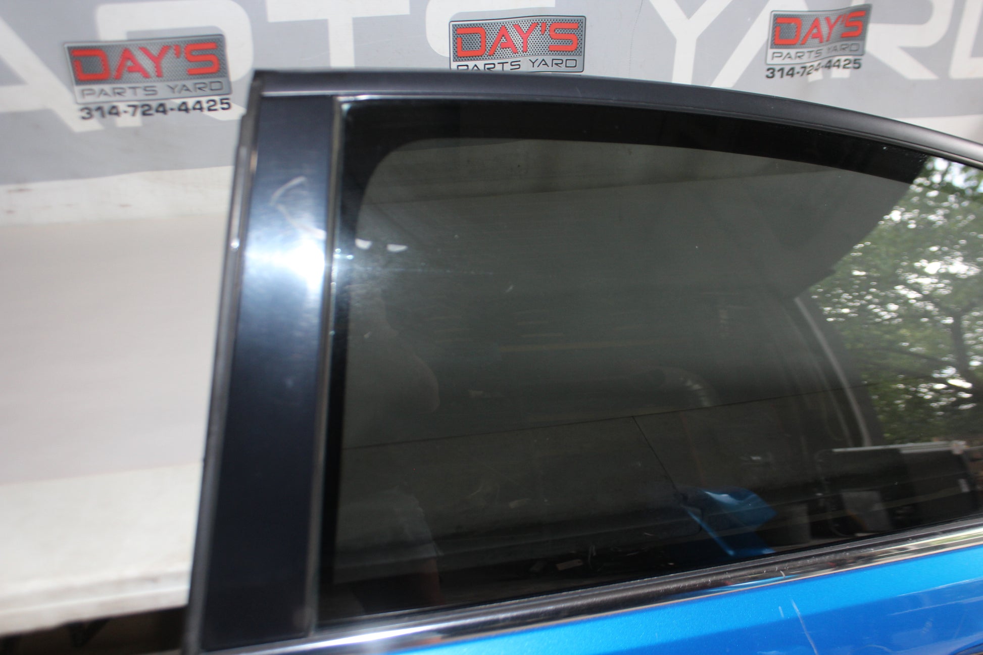 2009 Pontiac G8 GT Rear LH Driver Exterior Door OEM - Day's Parts Yard