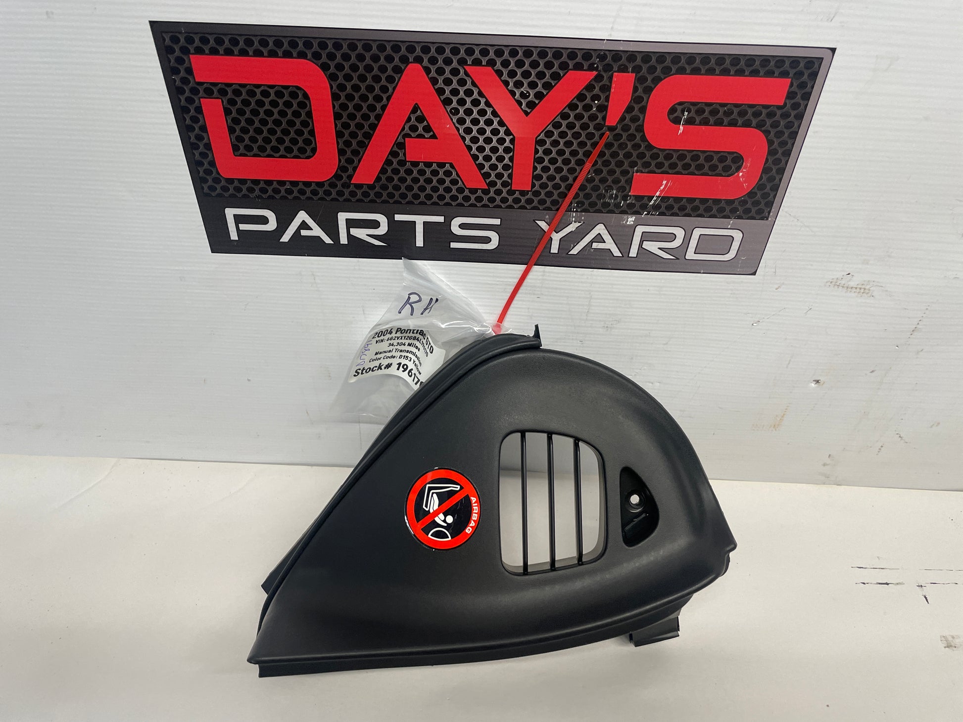 2004 Pontiac GTO RH Passenger Dash End Trim Panel OEM - Day's Parts Yard