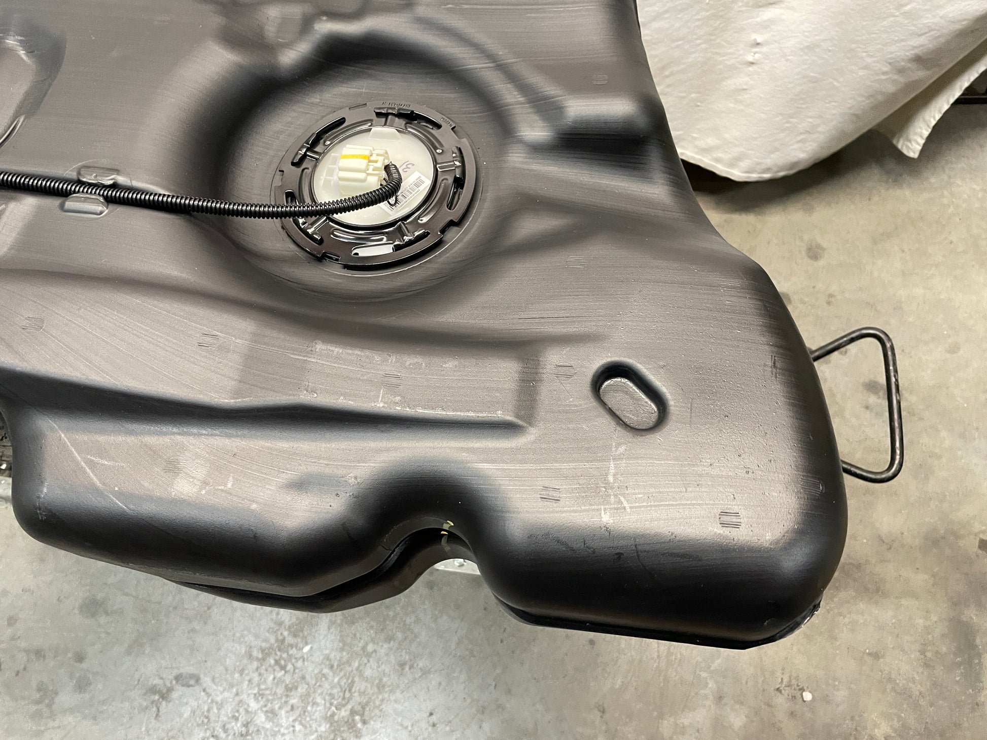 2013 Chevy Camaro ZL1 Complete Fuel Gas Tank w/ Charcoal Canister OEM - Day's Parts Yard