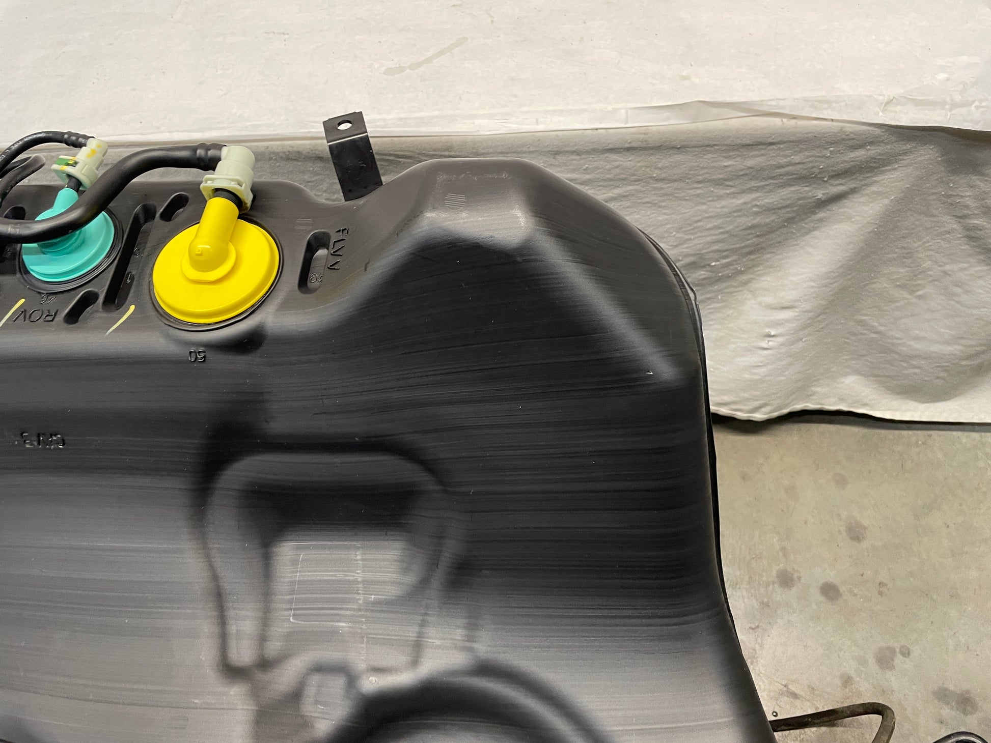 2013 Chevy Camaro ZL1 Complete Fuel Gas Tank w/ Charcoal Canister OEM - Day's Parts Yard