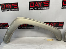 2005 Chevy Avalanche RH & LH Fender Guards OEM - Day's Parts Yard