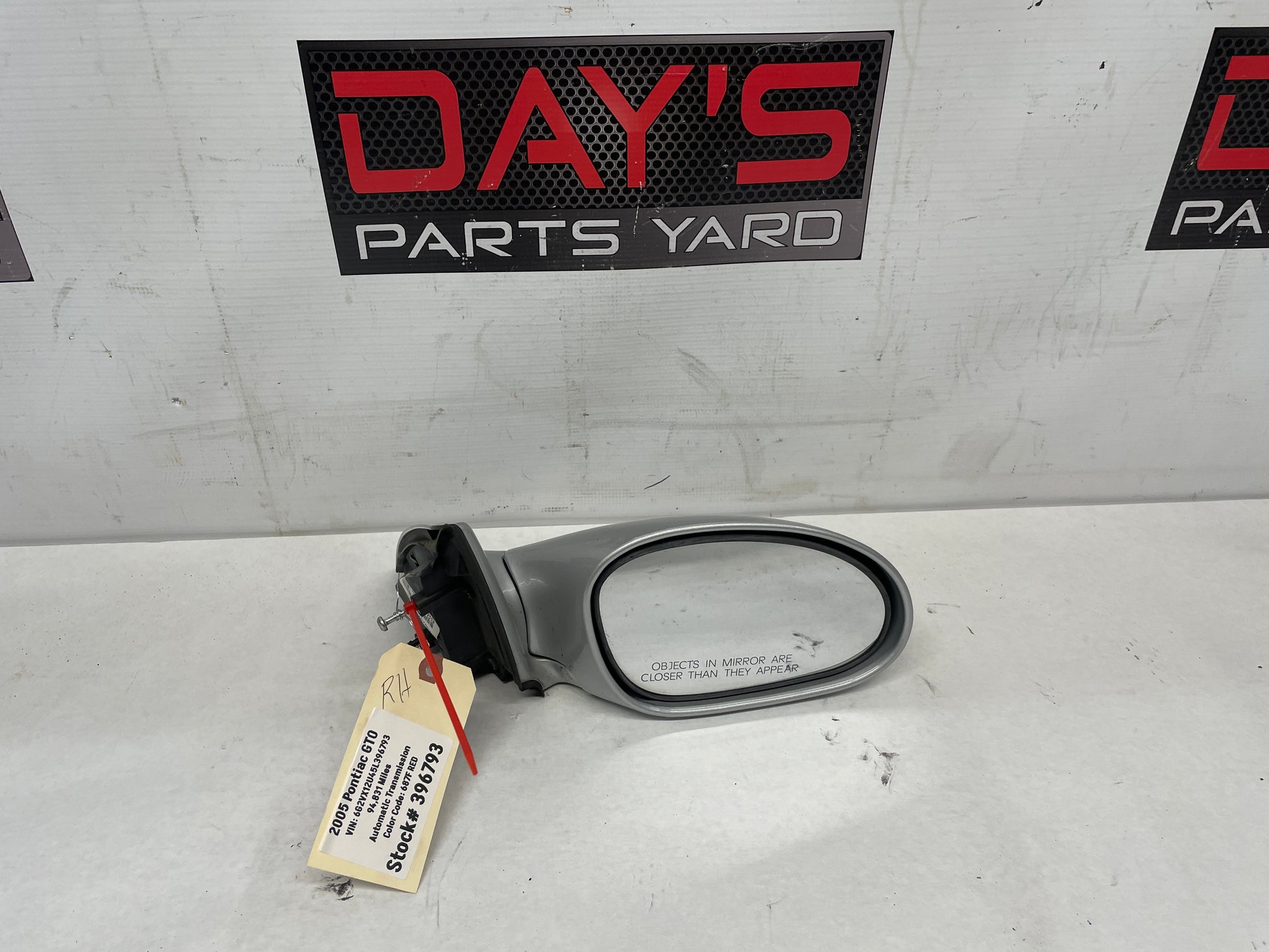 2005 Pontiac GTO RH Passenger Exterior Side Mirror OEM - Day's Parts Yard