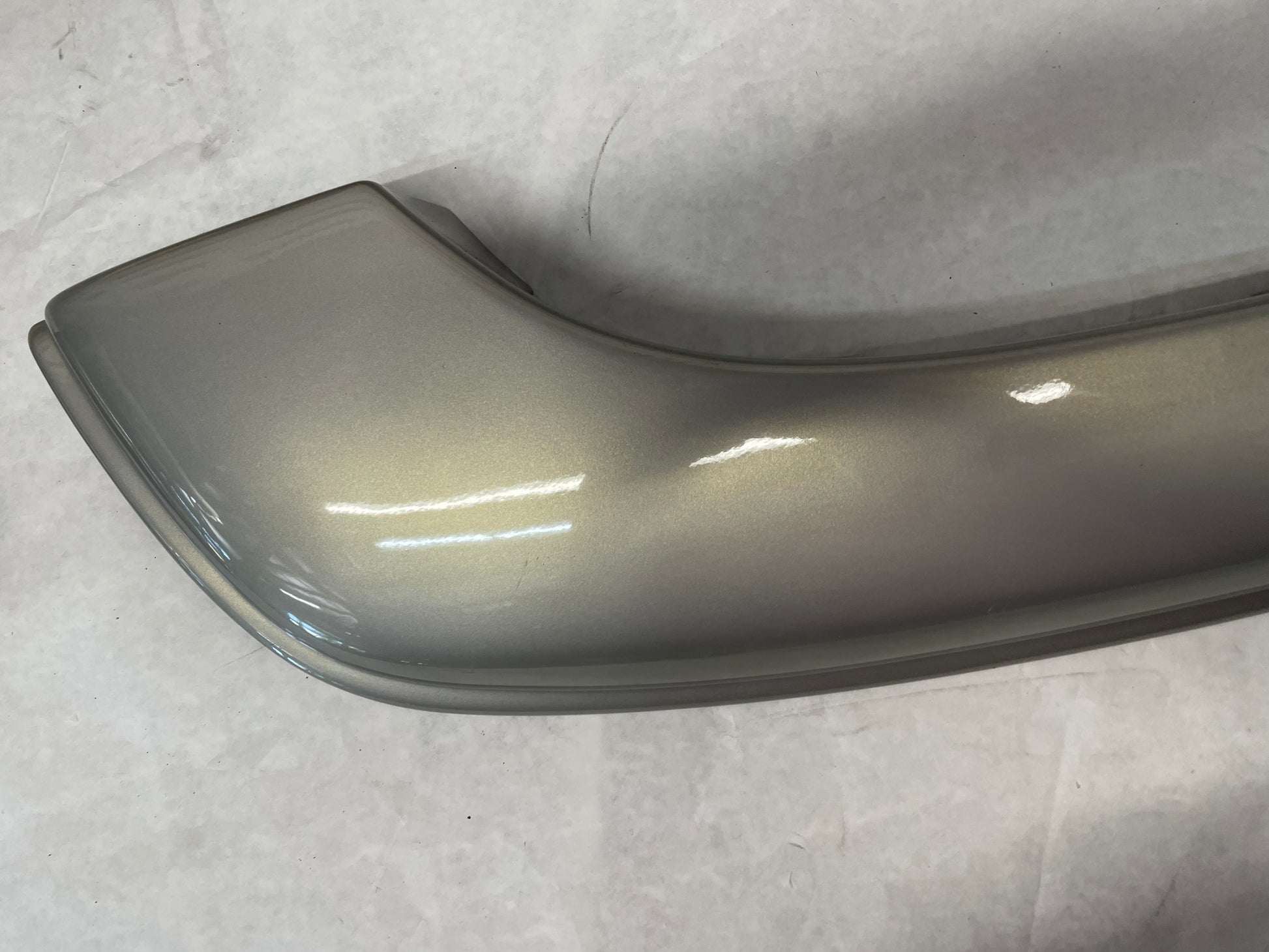 2005 Chevy Avalanche RH & LH Fender Guards OEM - Day's Parts Yard