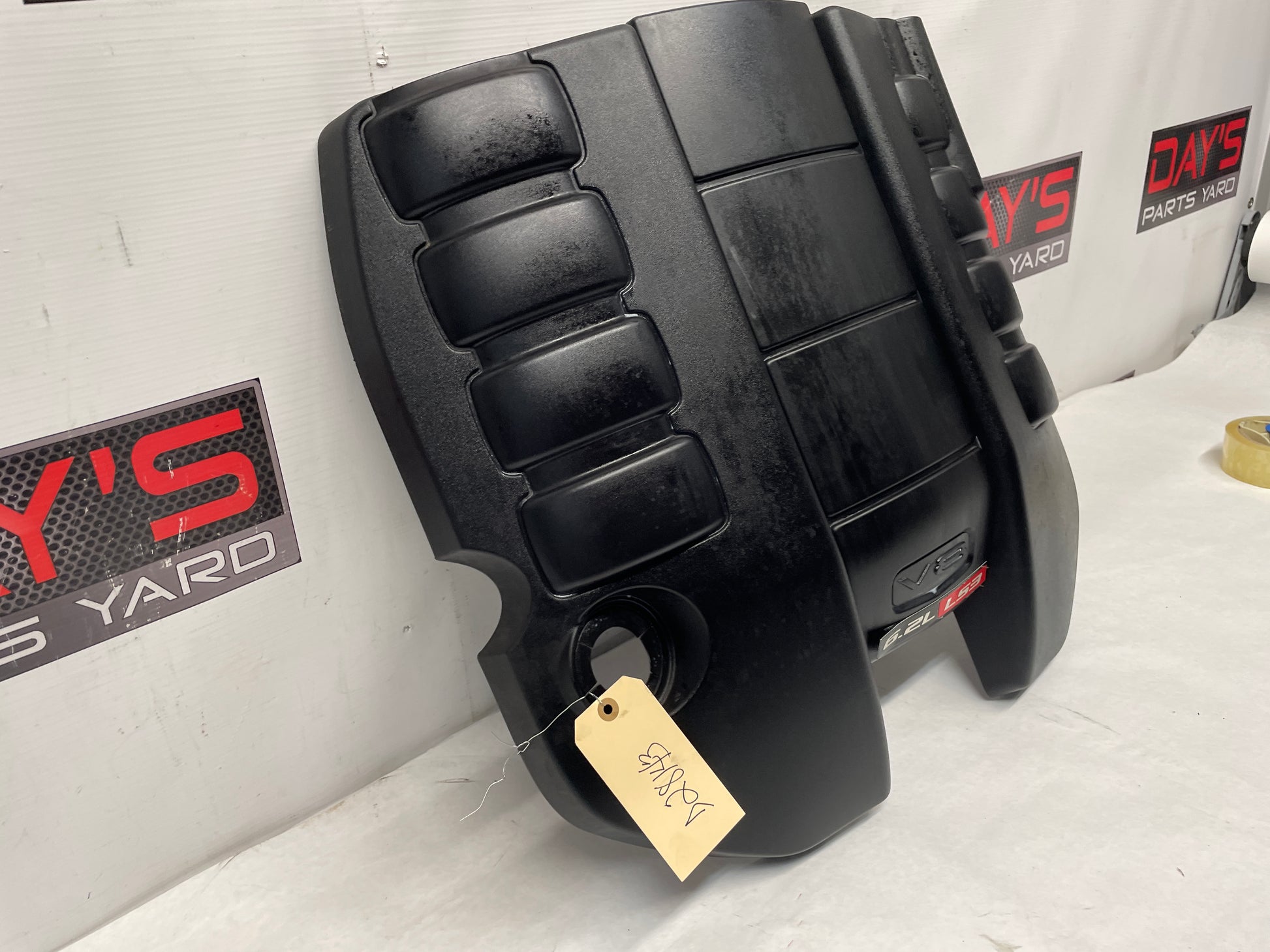 2015 Chevy SS Sedan Engine Motor Intake Coils Cover OEM - Day's Parts Yard