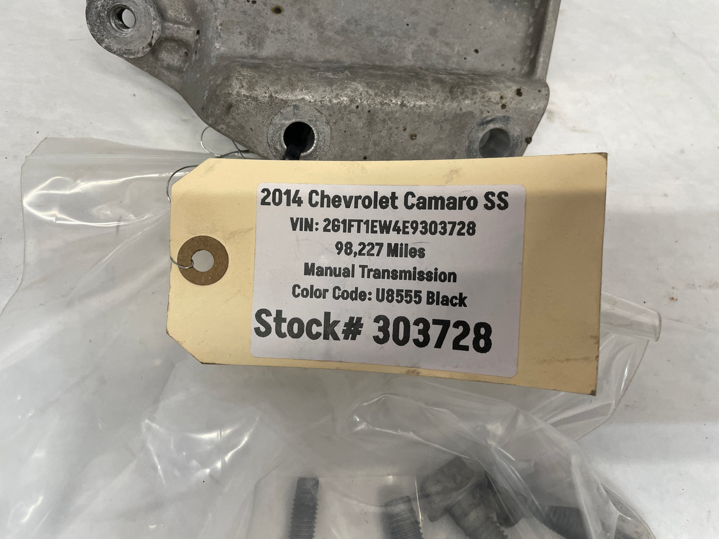 2014 Chevy Camaro SS AC A/C Air Conditioner Compressor Bracket w/ Hardware OEM