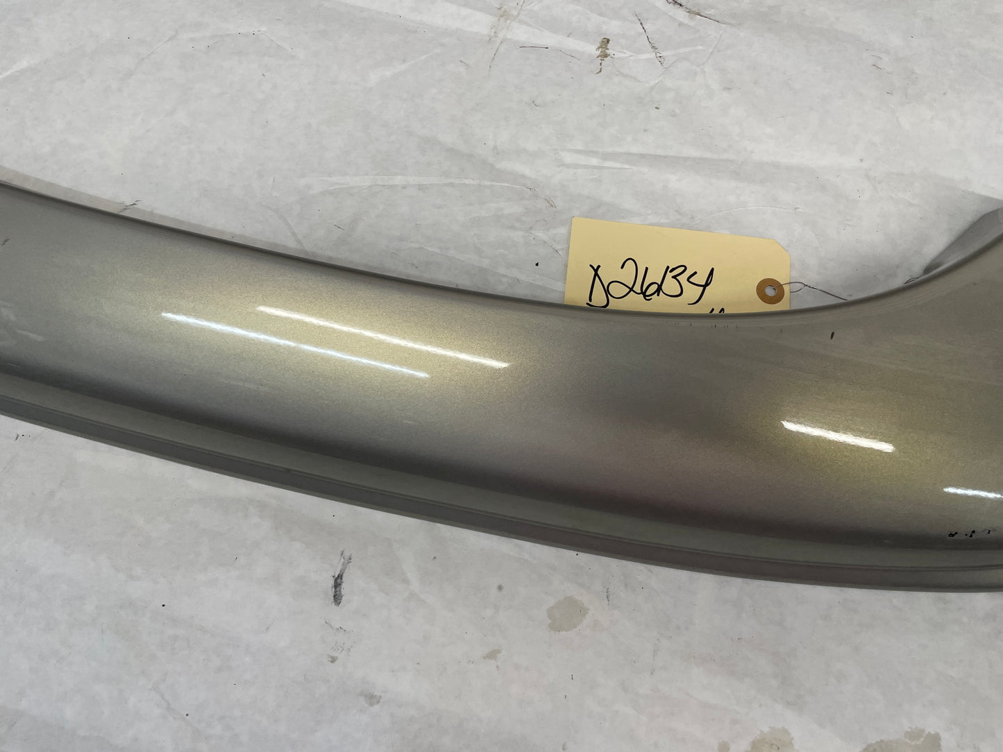2005 Chevy Avalanche RH & LH Fender Guards OEM - Day's Parts Yard