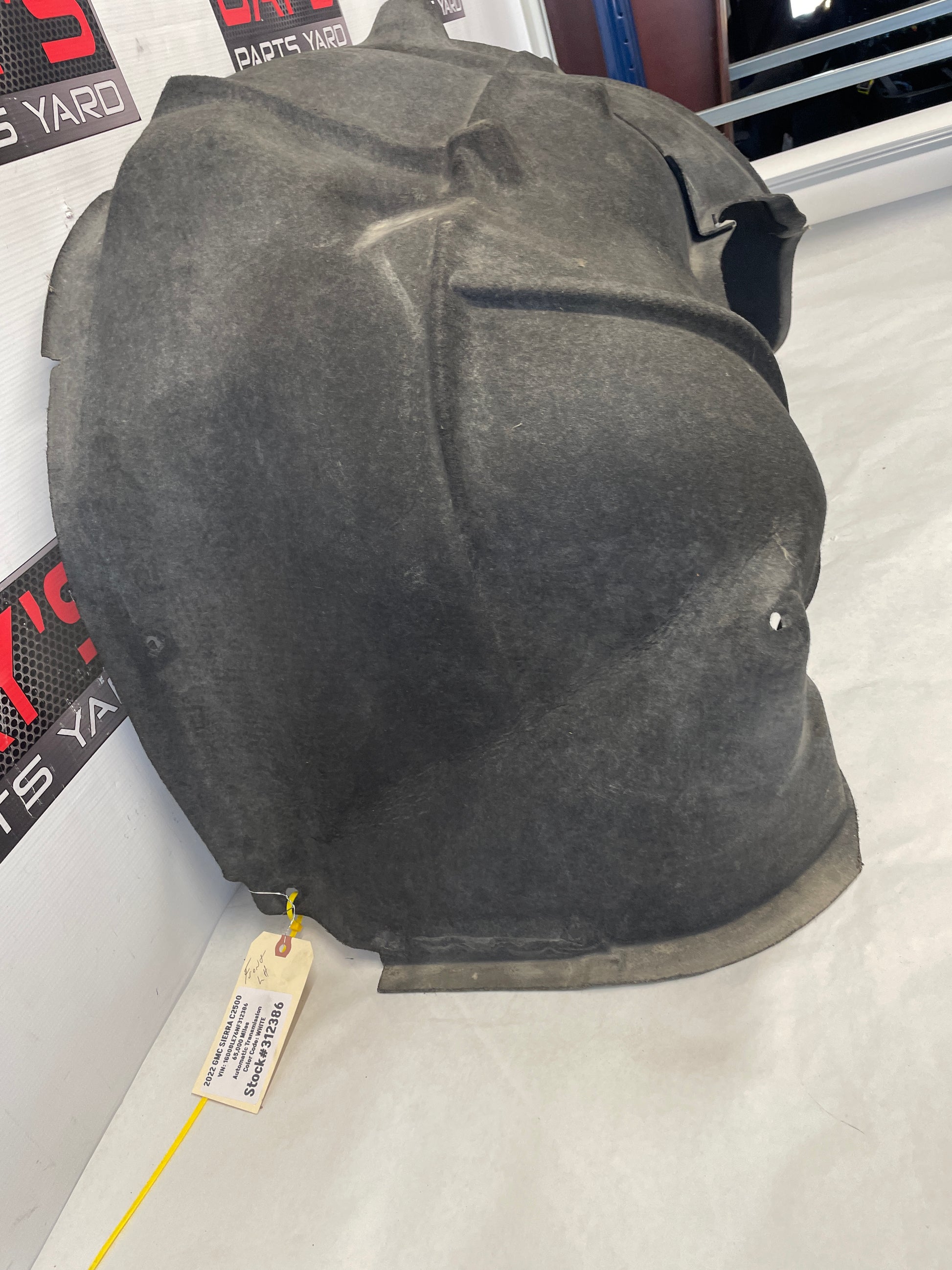 2022 GMC Sierra C2500 LH Driver Front Fender Wheel Liner OEM - Day's Parts Yard