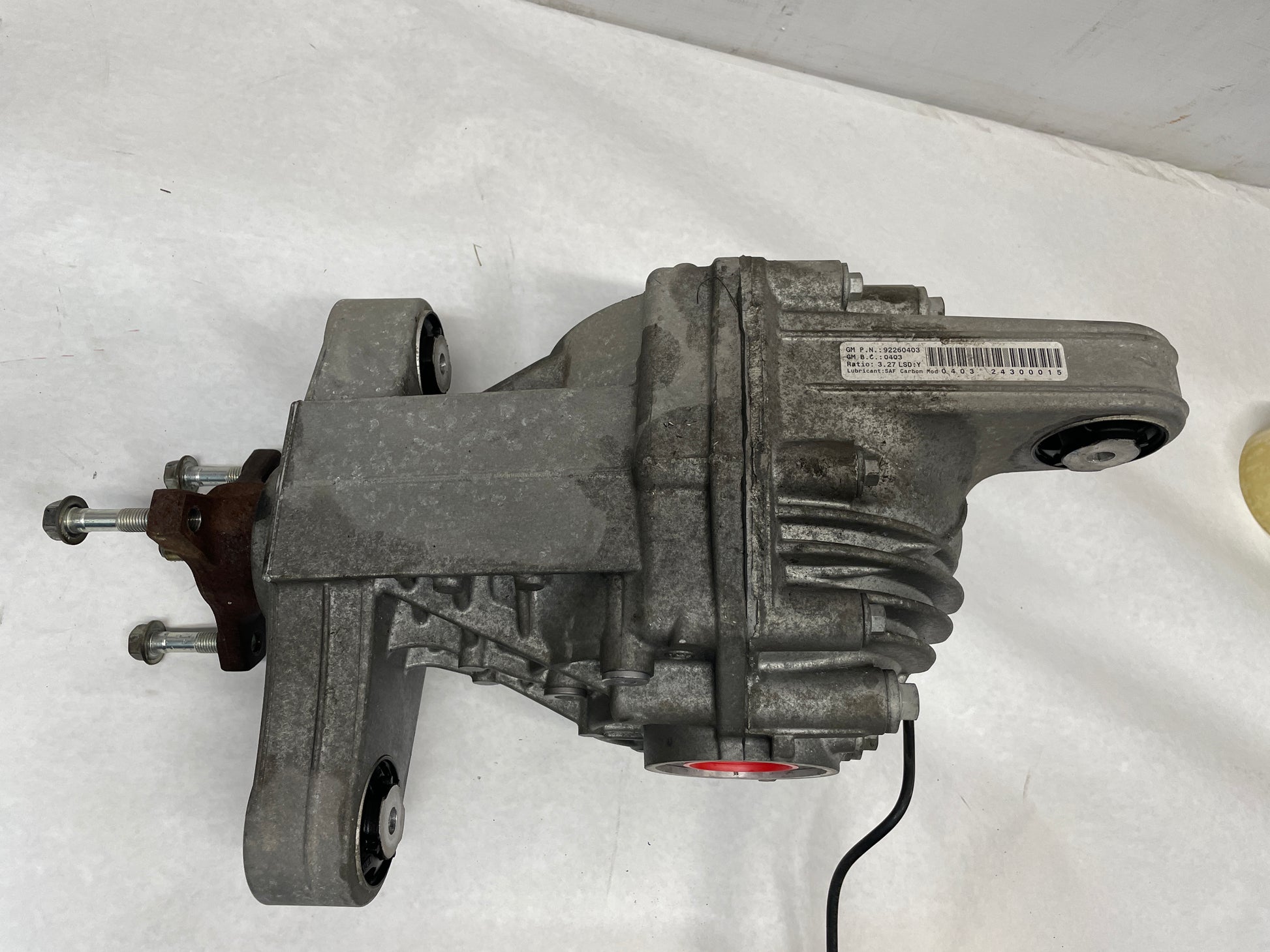 2015 Chevy SS Sedan Rear End Axle Carrier Rearend Diff Differential 3.27 LSD OEM - Day's Parts Yard