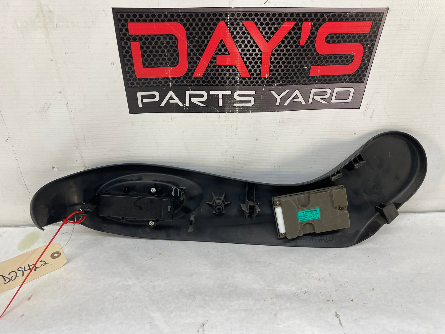 2006 Pontiac GTO RH Passenger Front Power Seat Access Controls Buttons Module OEM