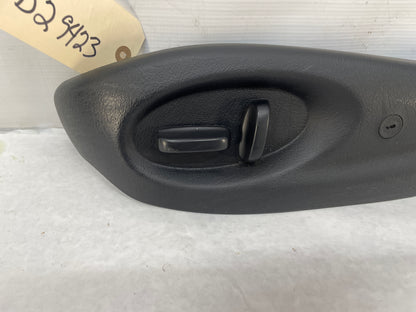 2006 Pontiac GTO LH Driver Front Power Seat Access Controls Buttons Module OEM