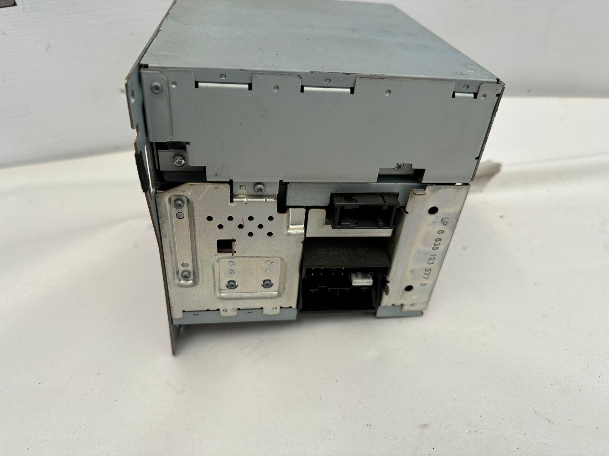 2008 Pontiac G8 GT C/D Radio Receiver Stereo Blaupunkdt Head Unit OEM - Day's Parts Yard