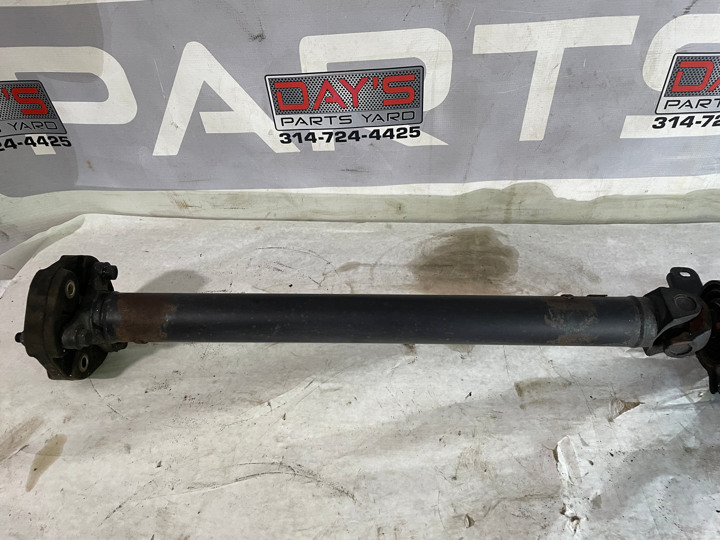 2016 Chevy SS Sedan Driveshaft Drive Shaft OEM - Day's Parts Yard