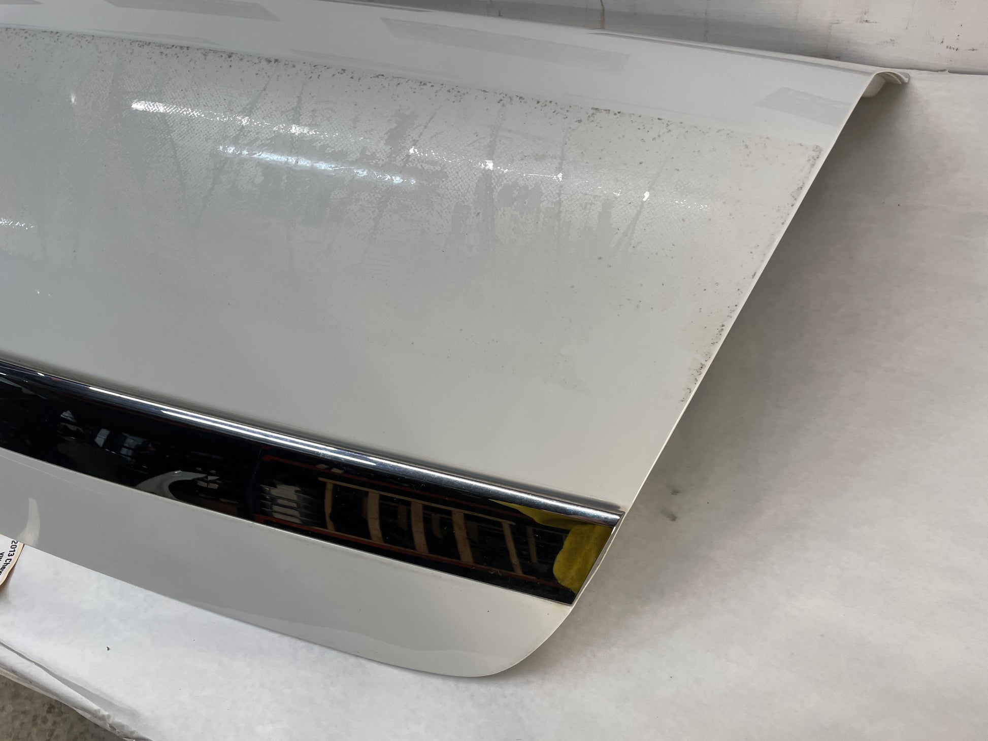2013 Chevy Caprice PPV Trunk Deck Lid White OEM - Day's Parts Yard