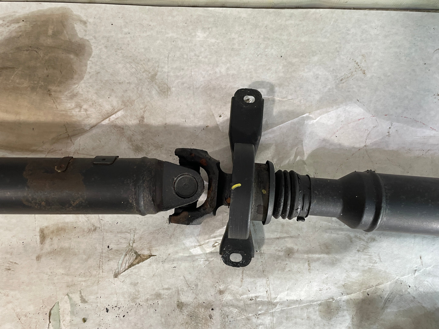 2016 Chevy SS Sedan Driveshaft Drive Shaft OEM - Day's Parts Yard