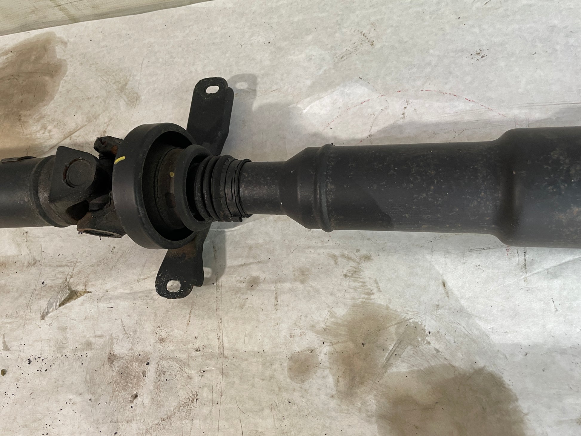 2016 Chevy SS Sedan Driveshaft Drive Shaft OEM - Day's Parts Yard