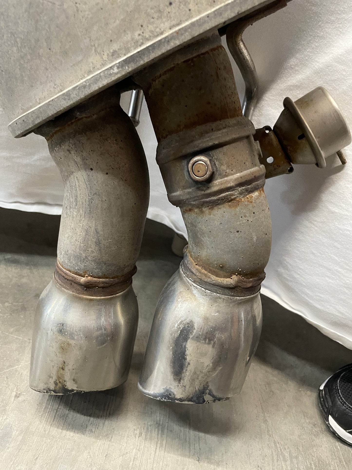 2014 Chevy Camaro SS Factory OEM NPP Bi Mode Exhaust Muffler Pipe Assembly
