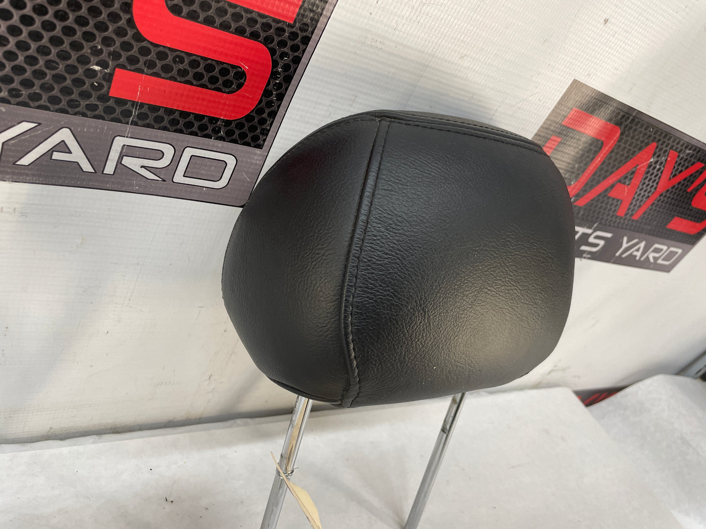 2006 Pontiac GTO LH Driver Seat Head Rest Headrest OEM