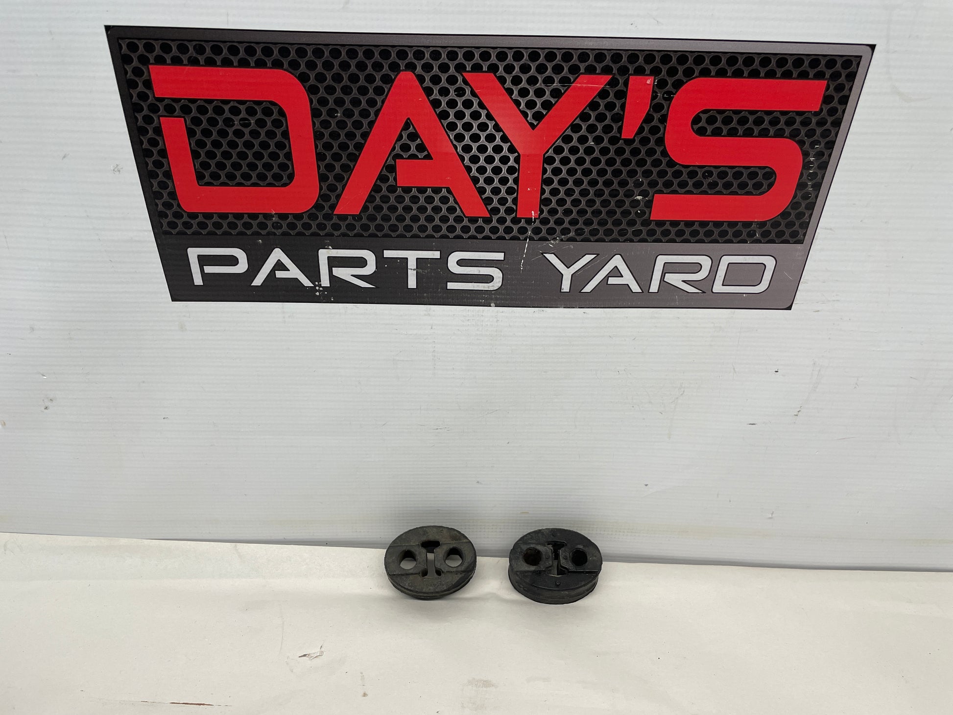 2015 Chevy SS Sedan Exhaust Muffler Pipe Isolator Hanger Set OEM - Day's Parts Yard