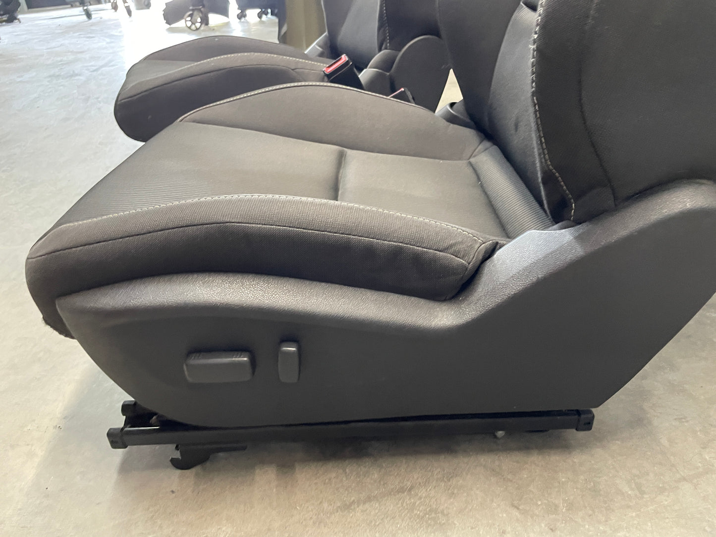 2015 Chevy Camaro SS Cloth Seats Fronts and Rears OEM LOCAL PICK UP