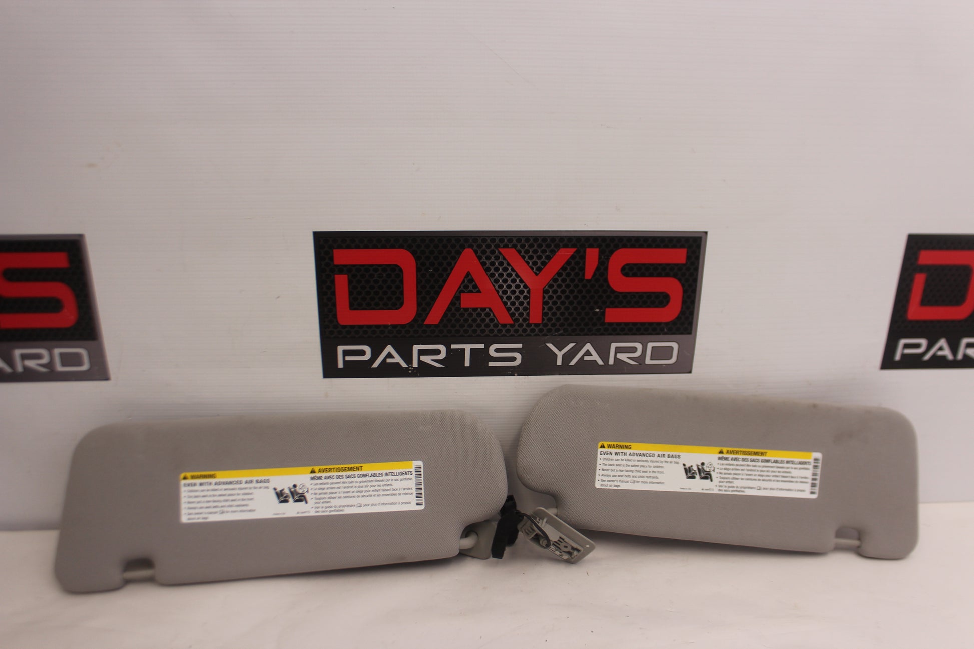 2015 Chevy SS Sedan  RH & LH Sun Visor Sunvisor Set OEM - Day's Parts Yard