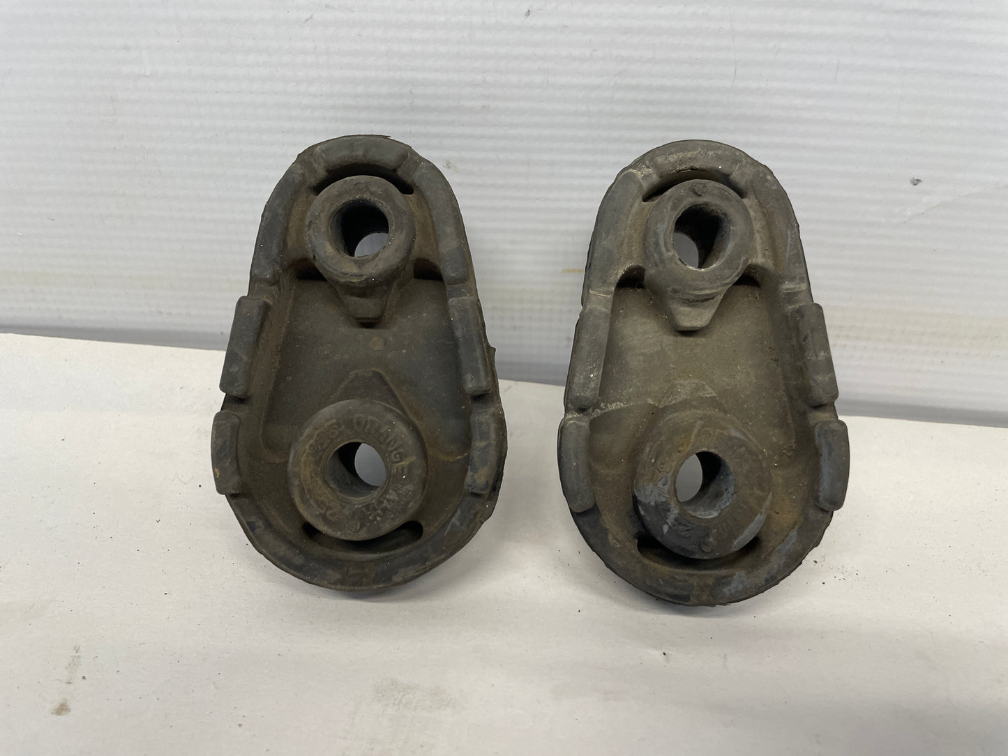 2015 Chevy Camaro SS Rear Exhaust Hanger Insulator Support OEM - Day's Parts Yard