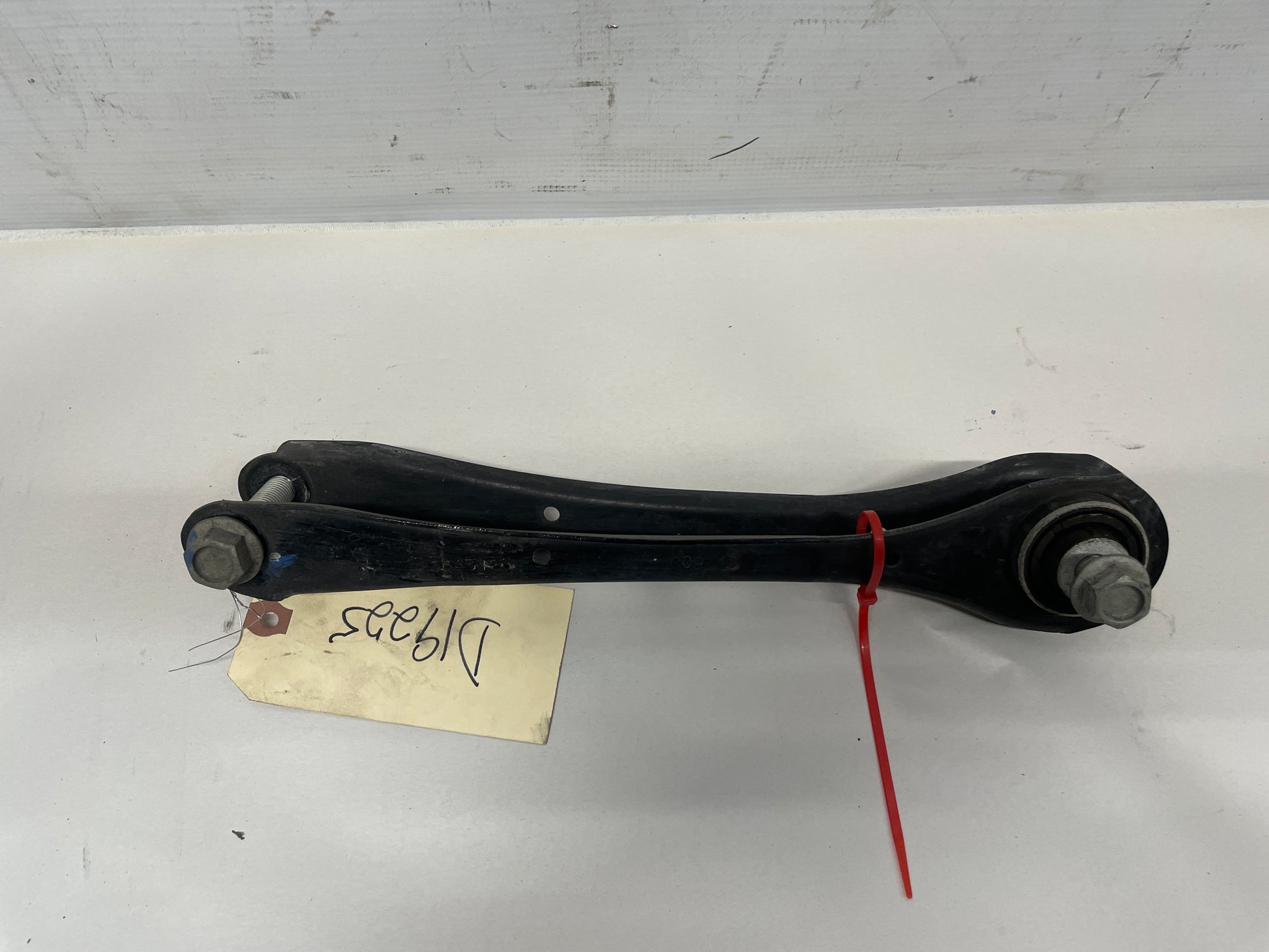 2018 Chevy Camaro 1LE SS RH Passenger Rear Control Trailing Drag Link Arm OEM - Day's Parts Yard