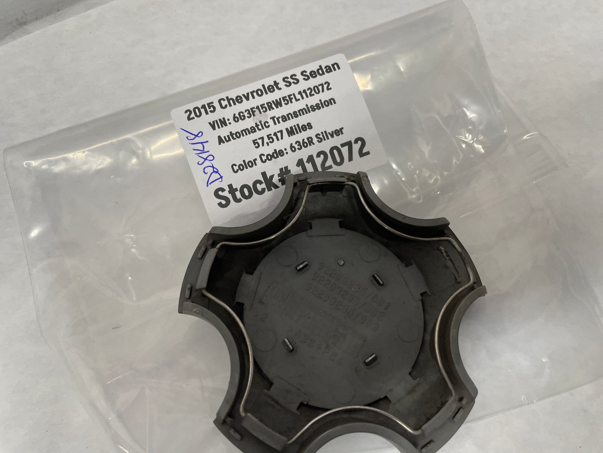 2009 Pontiac G8 Wheel Center Cap OEM - Day's Parts Yard