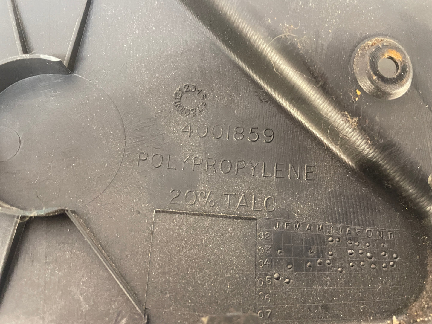 2006 Pontiac GTO RH Passenger Front Seat Hinge Inner Trim Cover OEM