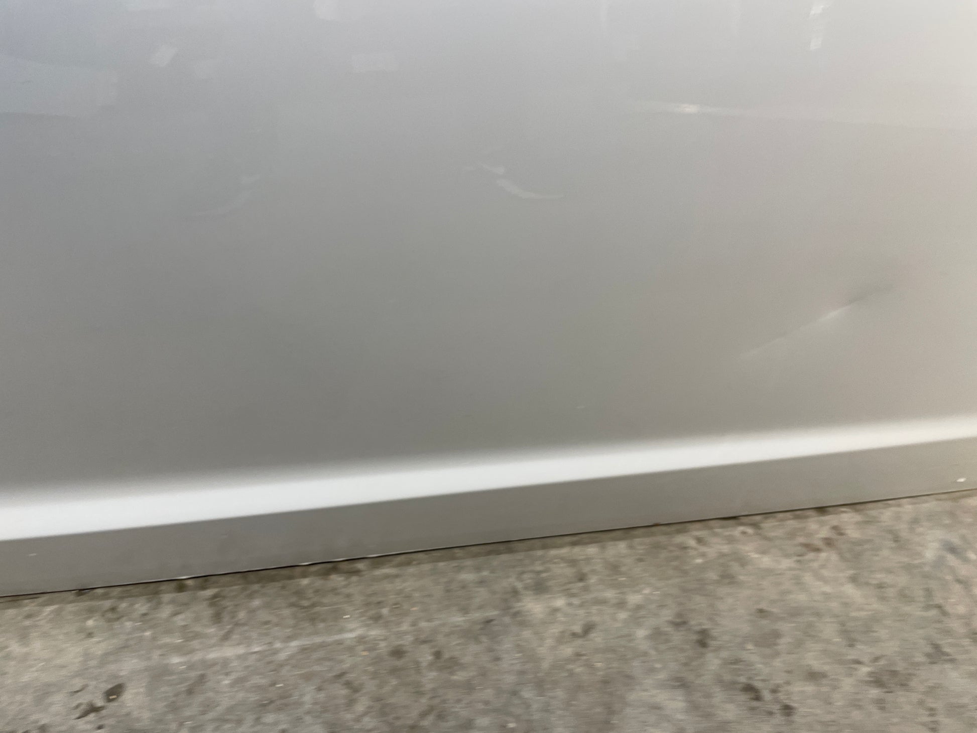 2013 Chevy Caprice PPV Rh Passenger Exterior Door White OEM - Day's Parts Yard