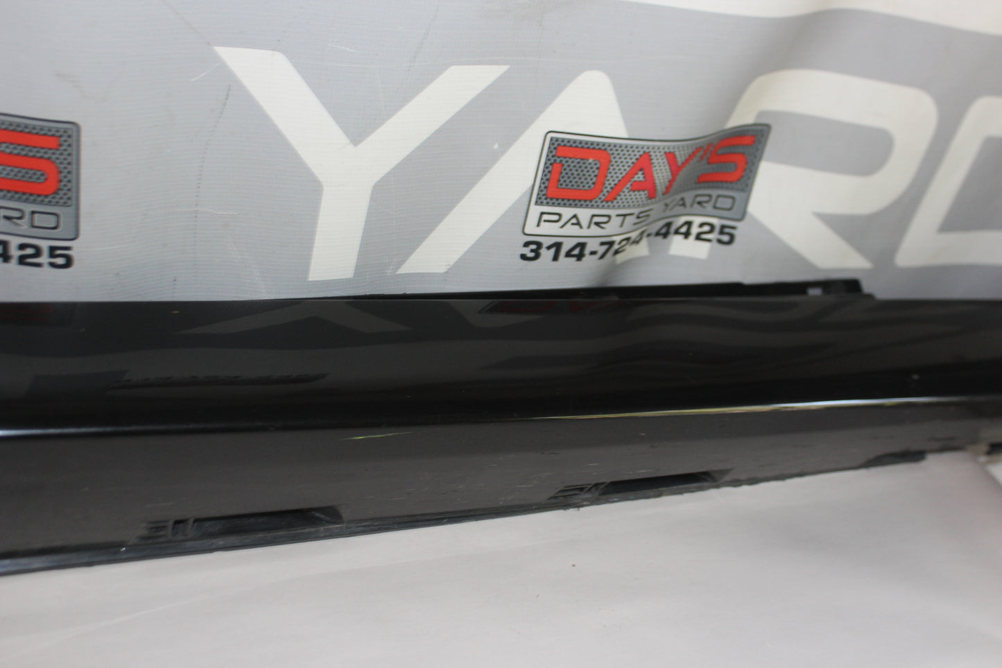 2015 Chevy SS Sedan RH Passenger Rocker Molding Black OEM