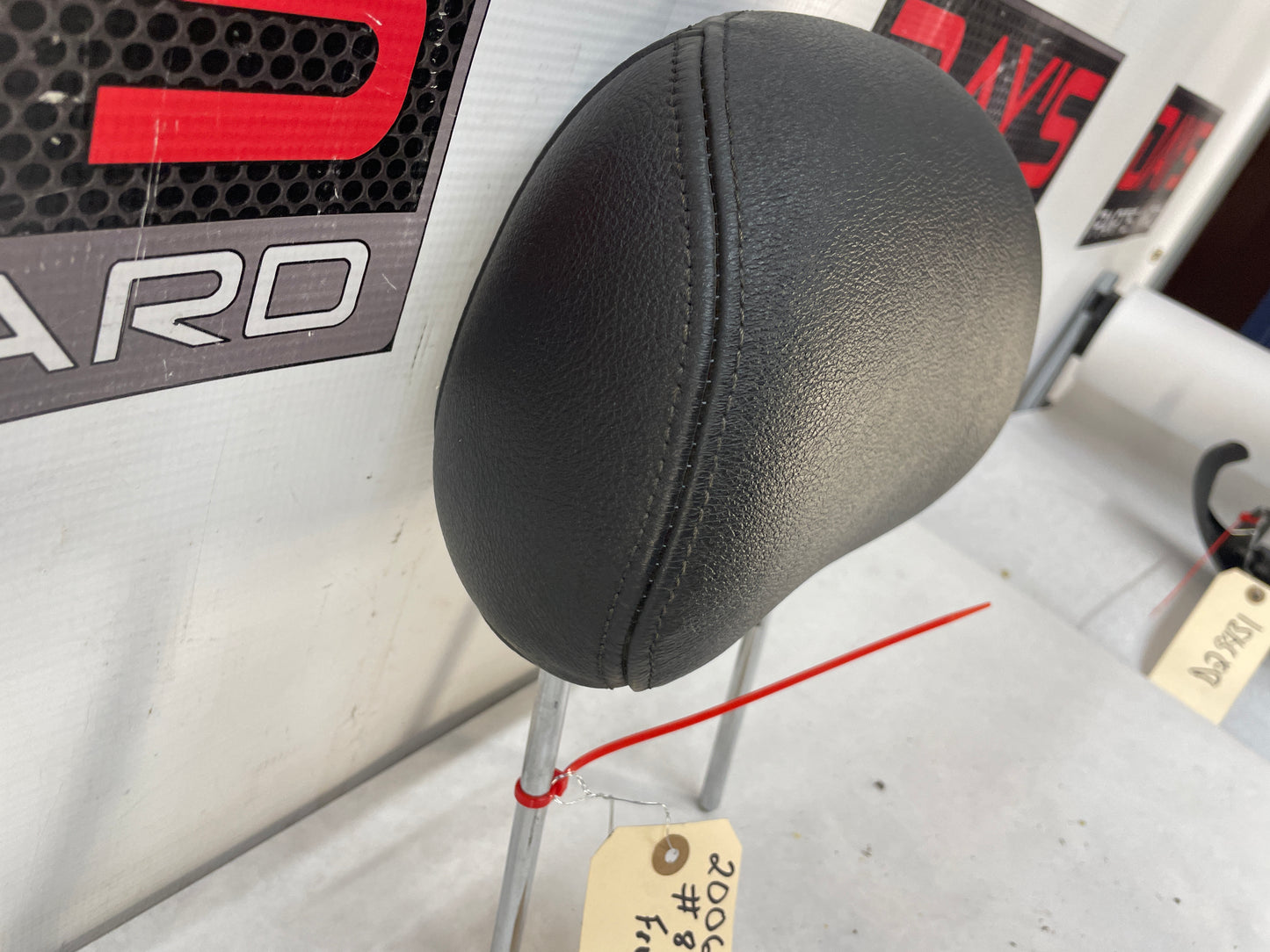 2006 Pontiac GTO RH Passenger Seat Head Rest Headrest OEM