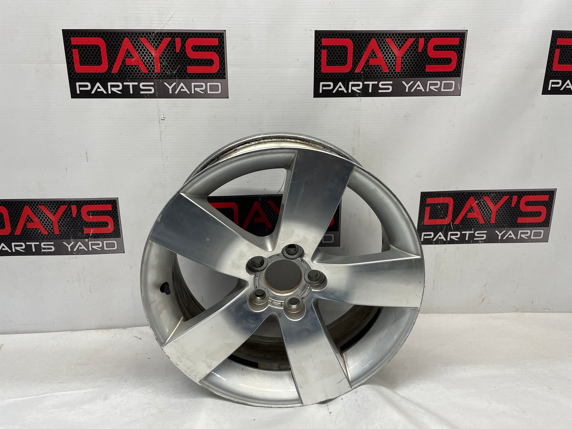 2015 Chevy SS Sedan Factory OEM 19X8 Wheel - Day's Parts Yard