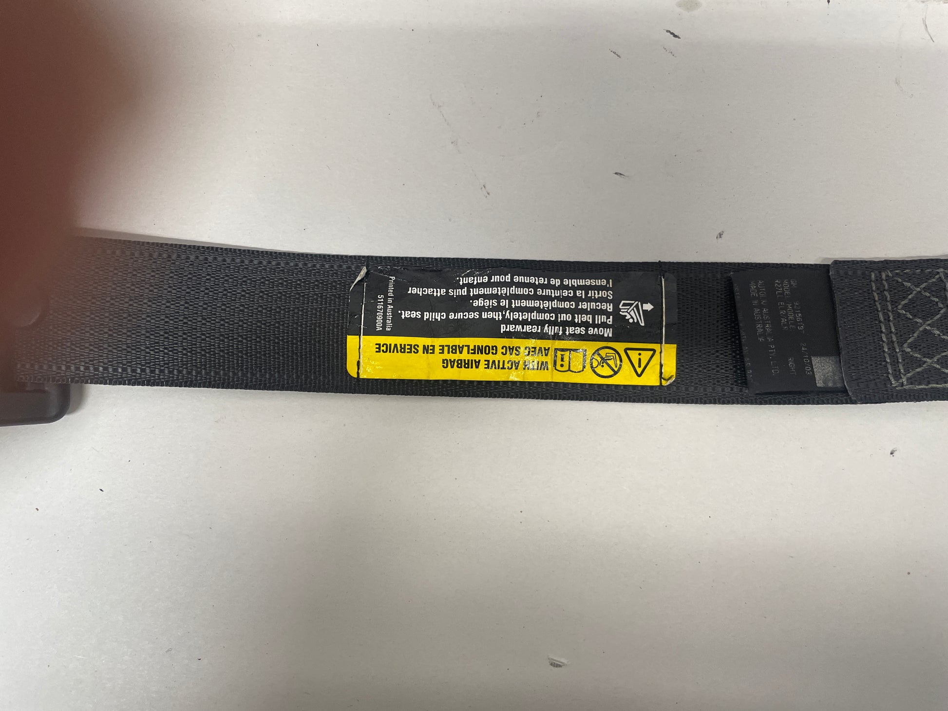 2004 Pontiac GTO RH Passenger Front Seat Belt Seatbelt Retractor OEM - Day's Parts Yard
