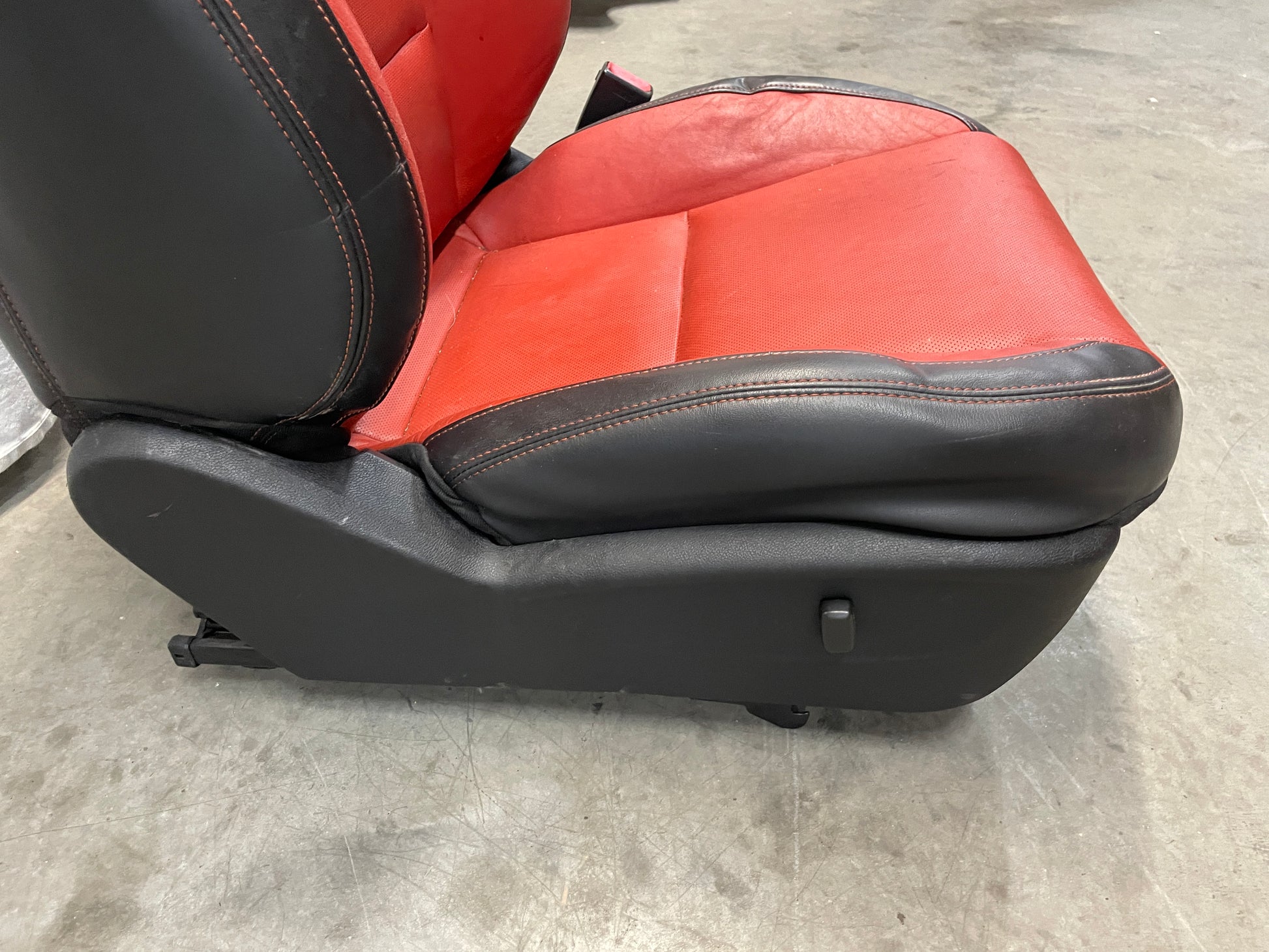 2010 Chevy Camaro SS Seats Fronts and Rears Black and Orange Leather OEM - Day's Parts Yard