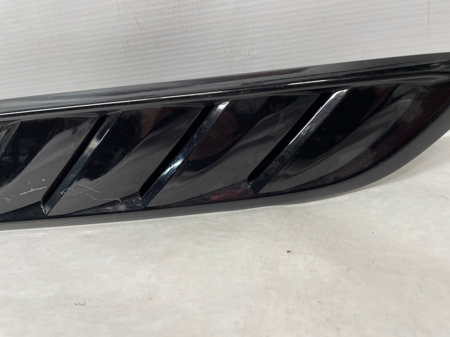 2017 Chevy SS Sedan Factory OEM Black RH Passenger Hood Vents Scoops - Day's Parts Yard