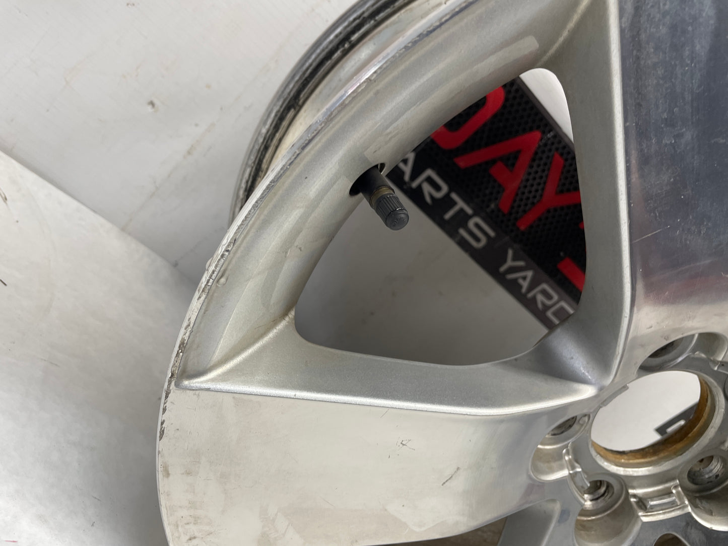 2015 Chevy SS Sedan Factory OEM 19X8 Wheel - Day's Parts Yard