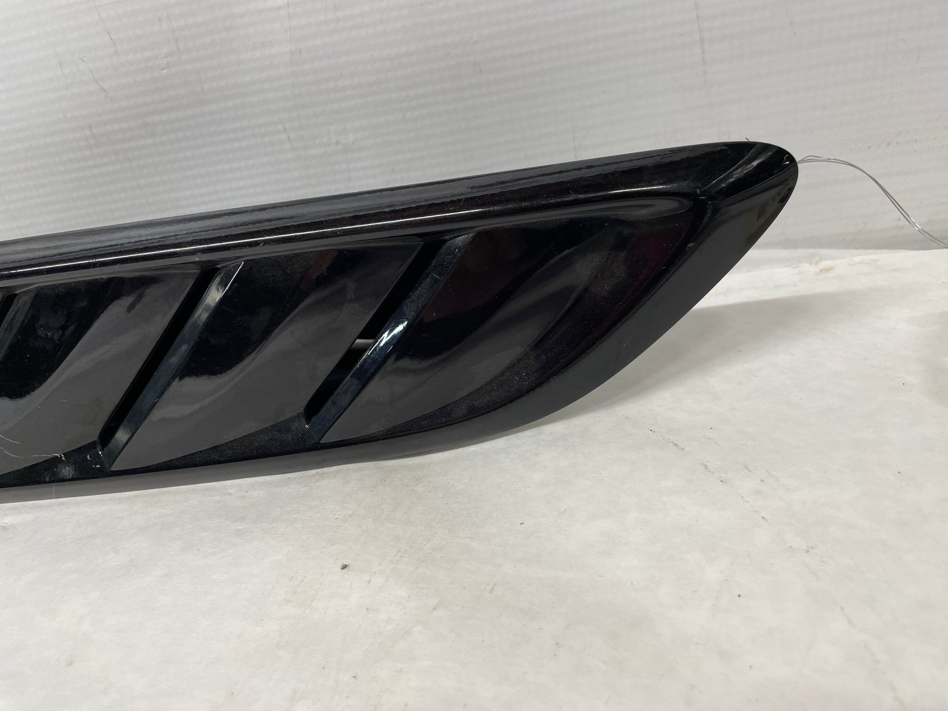 2017 Chevy SS Sedan Factory OEM Black RH Passenger Hood Vents Scoops - Day's Parts Yard