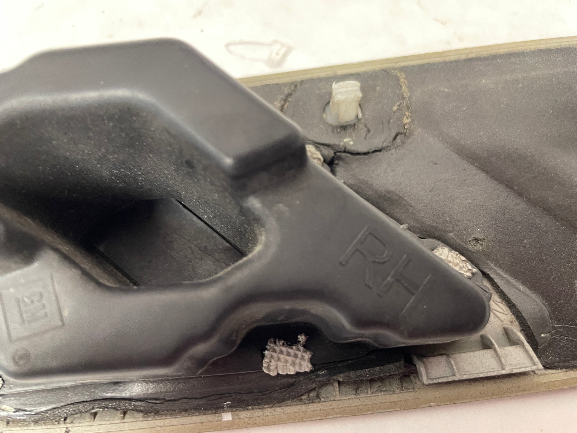 2017 Chevy SS Sedan Factory OEM Black RH Passenger Hood Vents Scoops - Day's Parts Yard