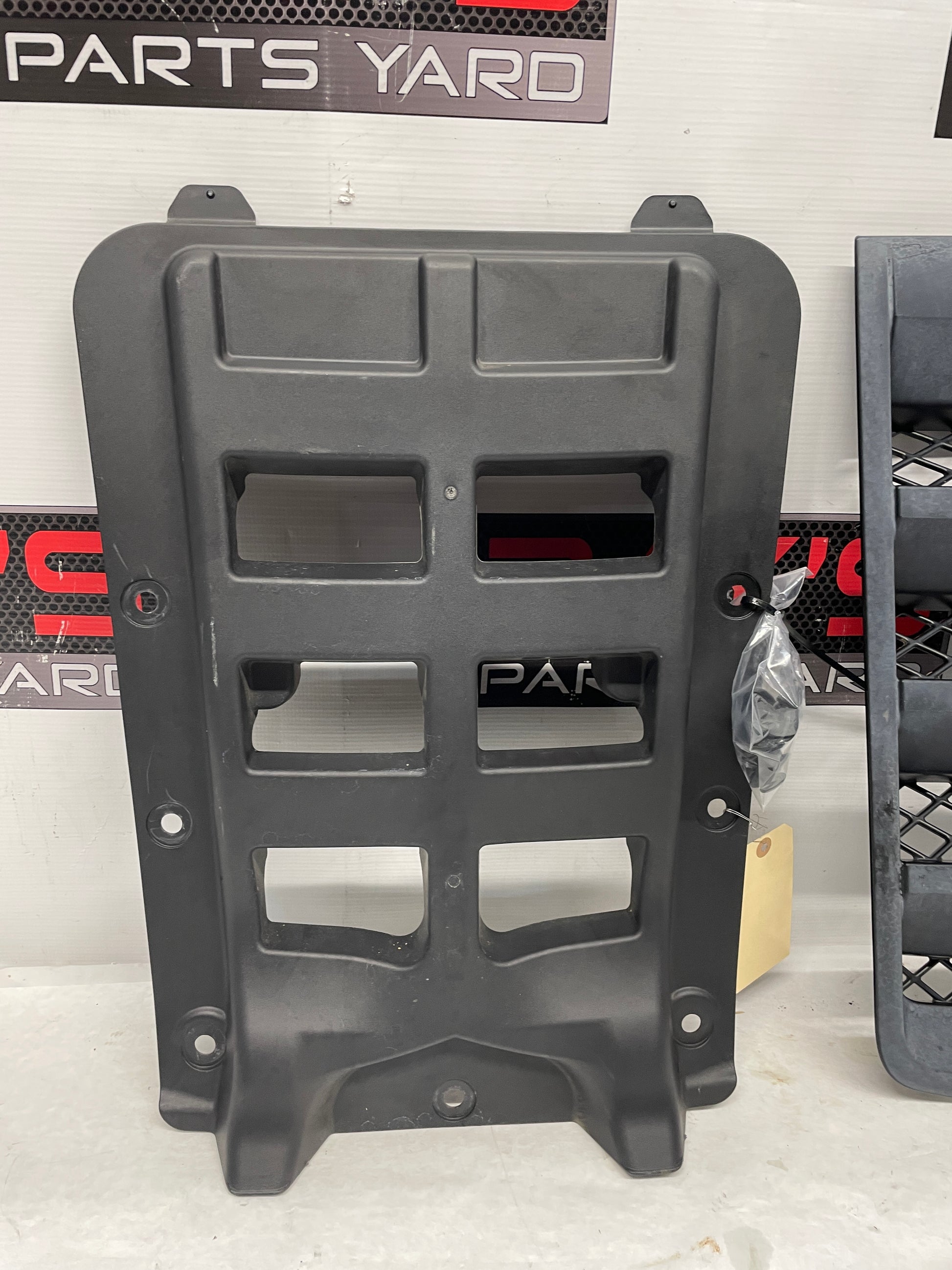 2015 Chevy Camaro SS Hood Scoop Vent Heat Extractor Hood Air Extractor Water Deflector Under Tray OEM - Day's Parts Yard