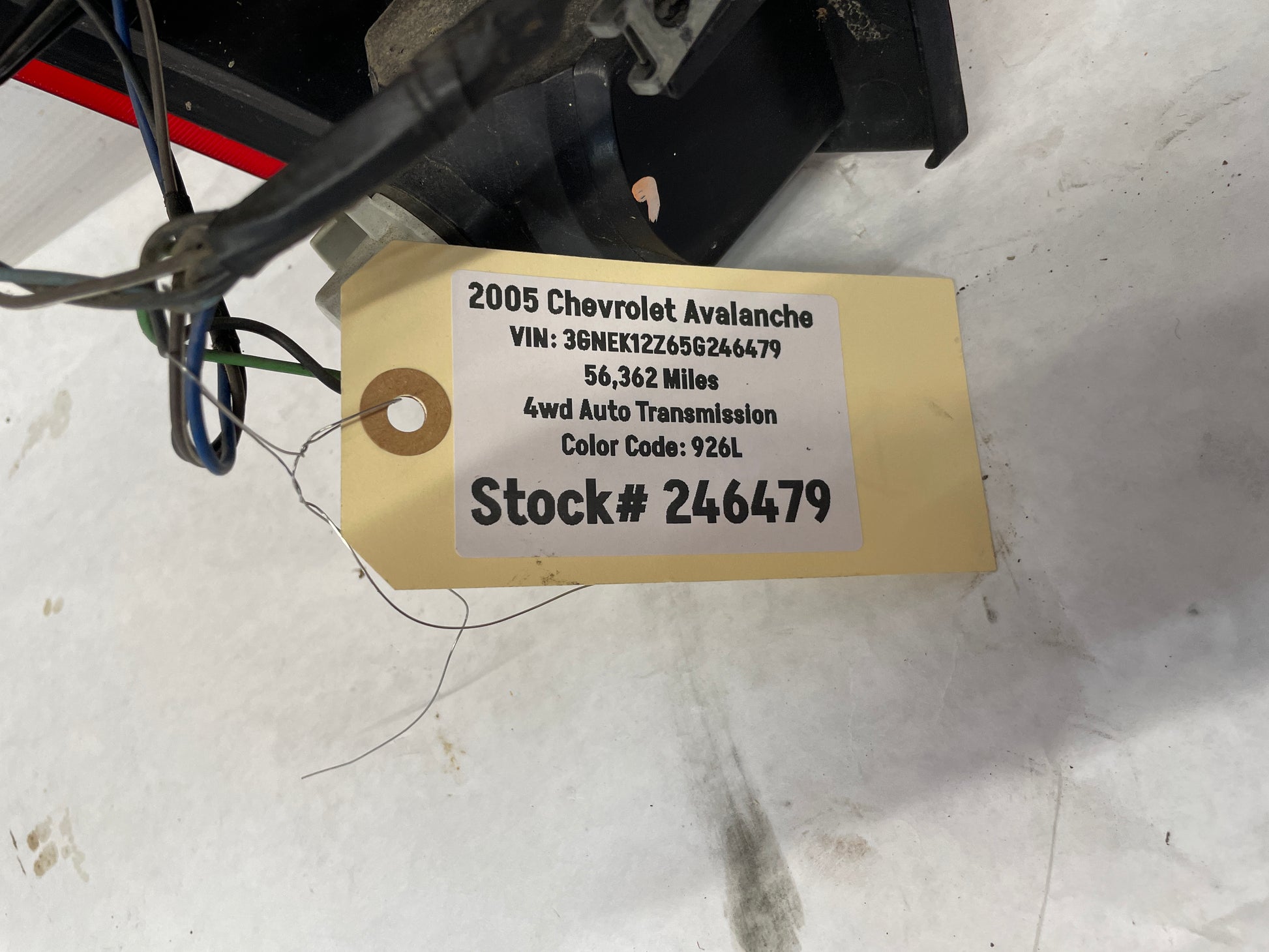 2005 Chevy Avalanche RH Passenger Tail Light Tail Light Lamp OEM - Day's Parts Yard
