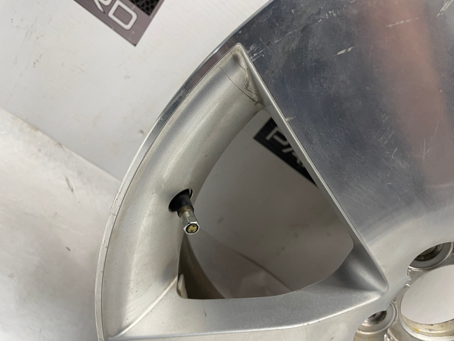 2015 Chevy SS Sedan Factory OEM 19X8 Wheel - Day's Parts Yard