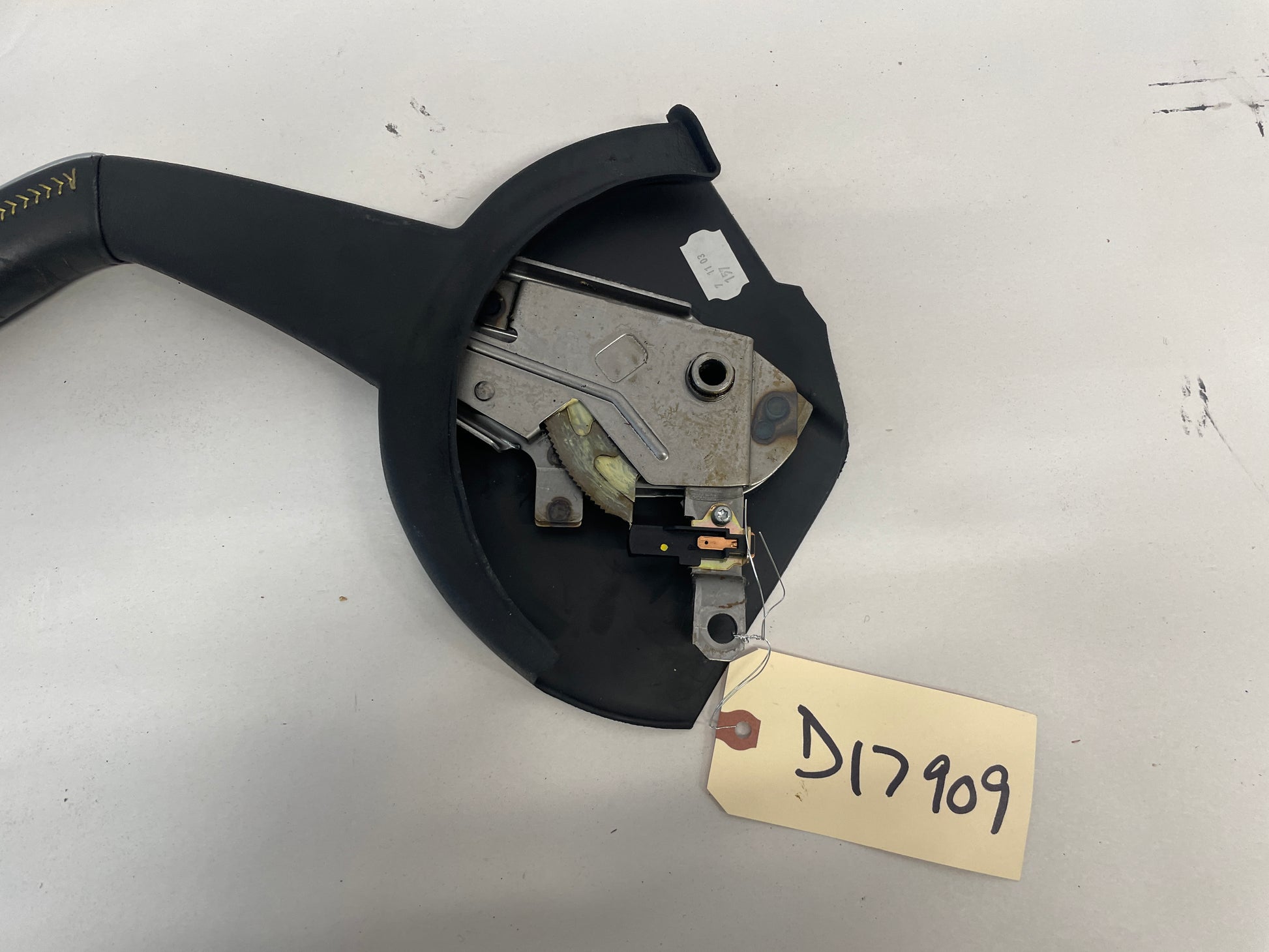 2004 Pontiac GTO Emergency E Brake Handle Lever OEM - Day's Parts Yard