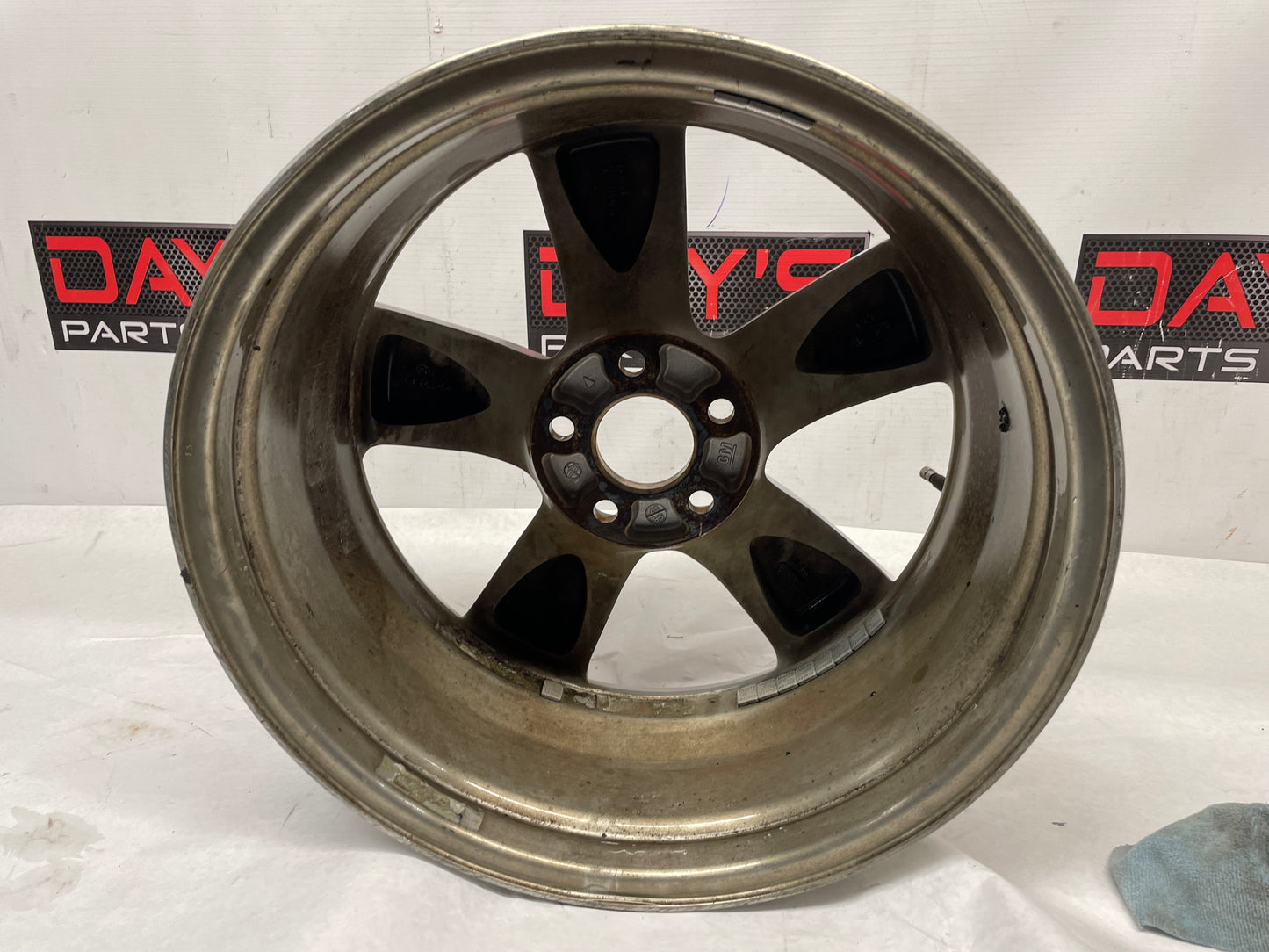 2015 Chevy SS Sedan Factory OEM 19X8 Wheel - Day's Parts Yard