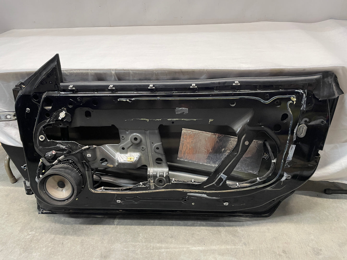 2015 Chevy Camaro SS RH Passenger Front Exterior Door OEM