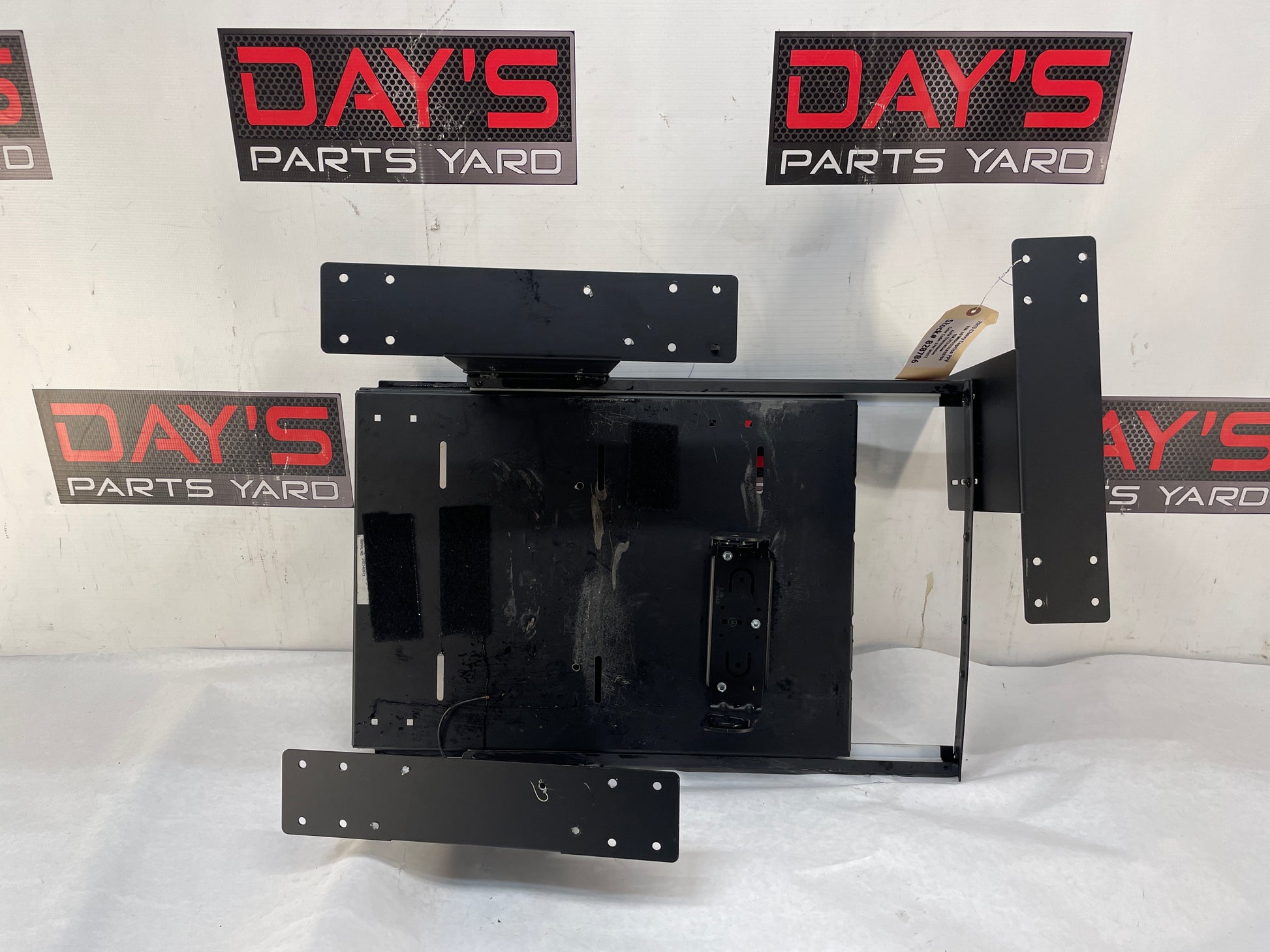 2013 Chevy Caprice PPV Sliding Tray OEM - Day's Parts Yard