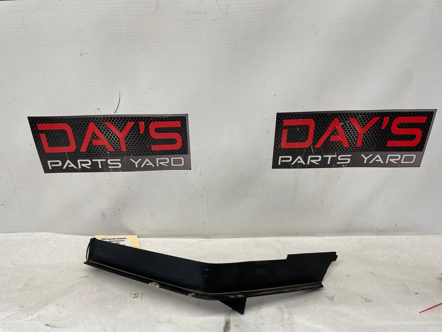 2005 Chevy Avalanche LH Driver Outer Bumper Filler Panel OEM - Day's Parts Yard