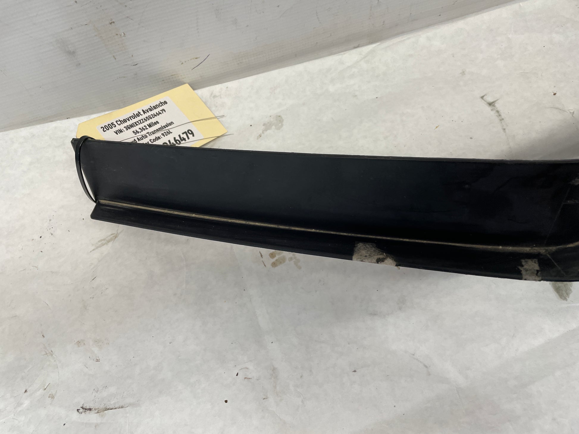 2005 Chevy Avalanche LH Driver Outer Bumper Filler Panel OEM - Day's Parts Yard